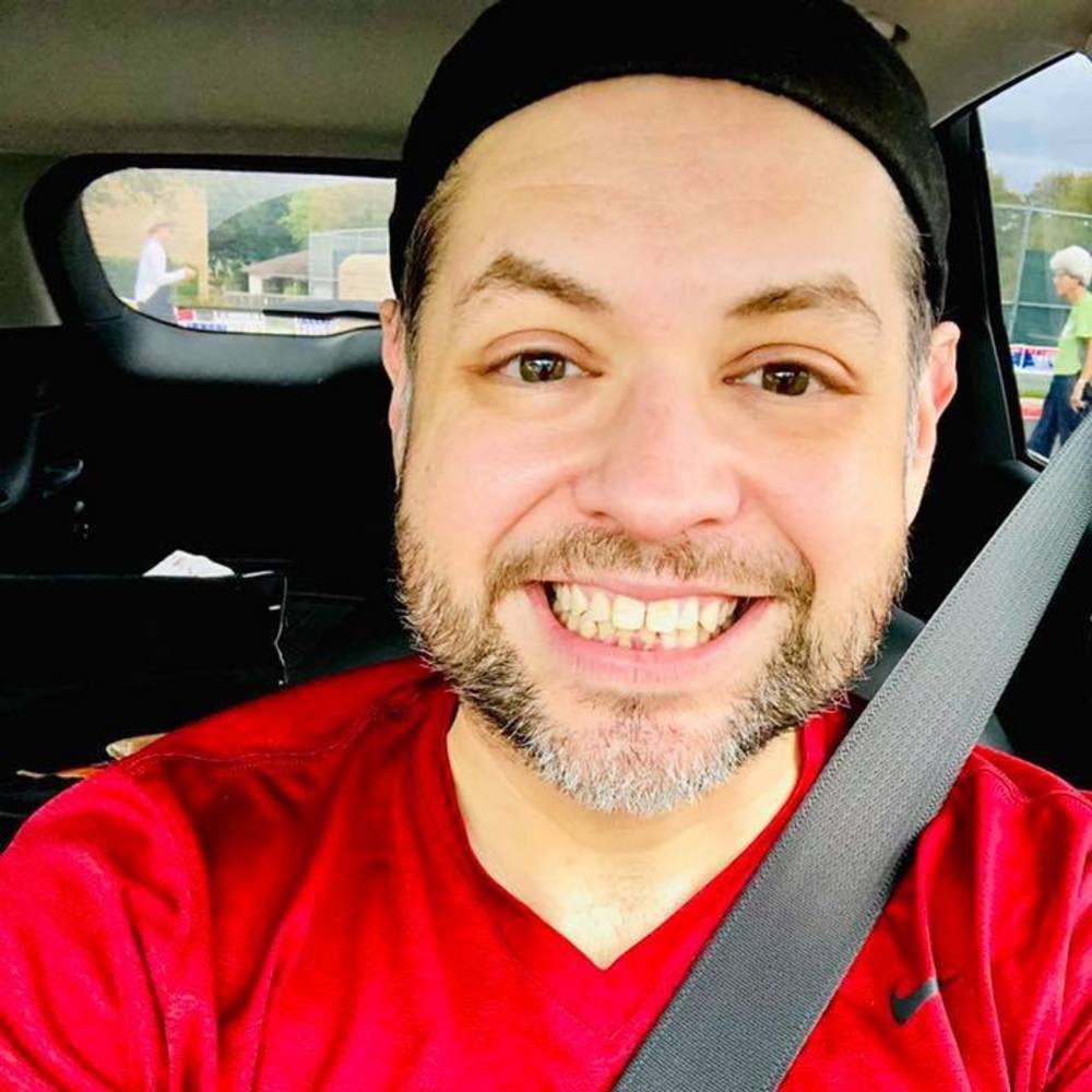 Meet your Posher, Carlos